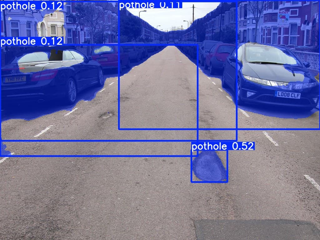 yolov8n-pothole-segmentation