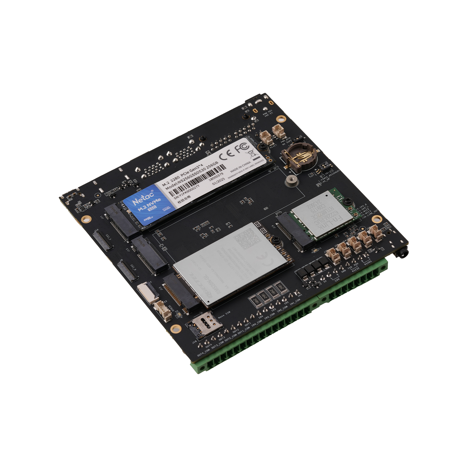 5g-wireless-modules-appilications Edge AI Carrier board with mounted 4G module, 5G module, SSD card and antenna port