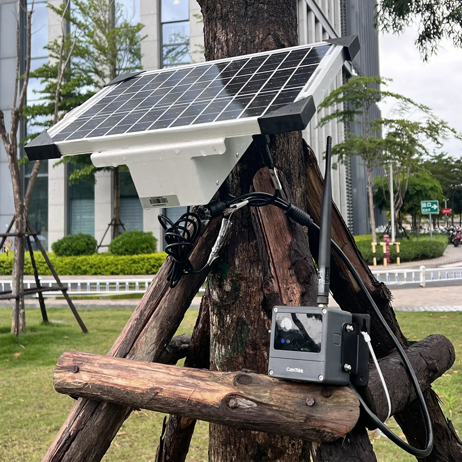 10W Solar Panel & 7Ah Outdoor Battery Kit with 5V Type-C Output